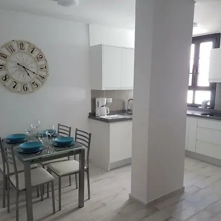 Apartment 32 Avenida Rafael Puig Lluvina *
